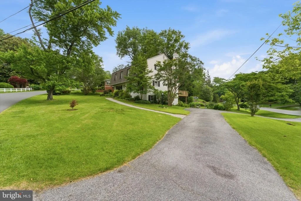 Photo of 2100 EDGEWATER PARKWAY