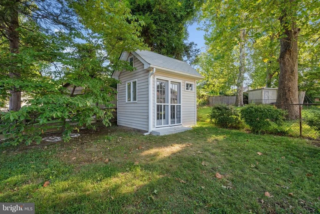 Photo of 12725 HOLDRIDGE ROAD