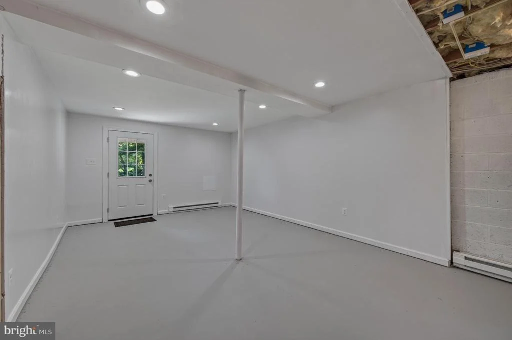 Photo of 28 E E STREET