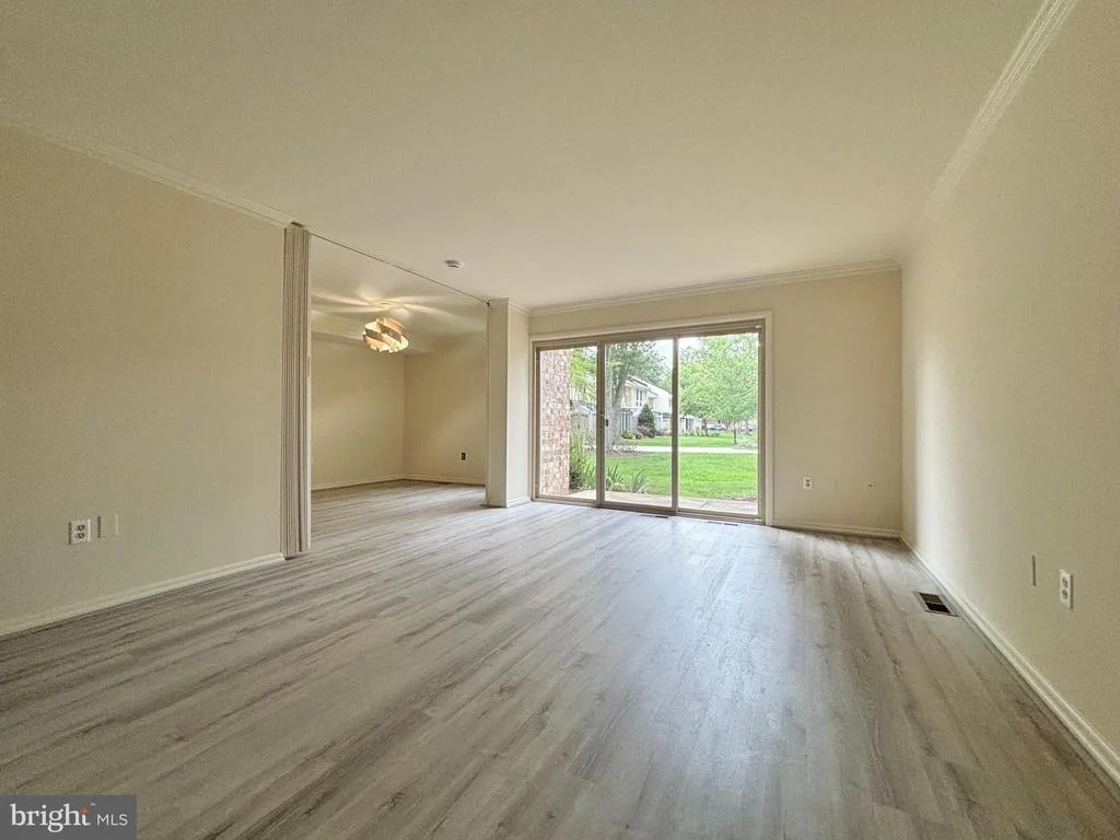 Photo of Unit 71D at 3600 GLENEAGLES DRIVE