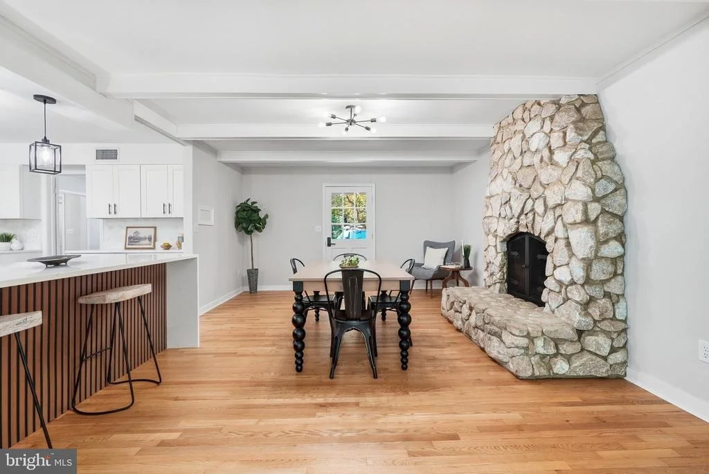 Photo of 28405 HONEYSUCKLE DRIVE