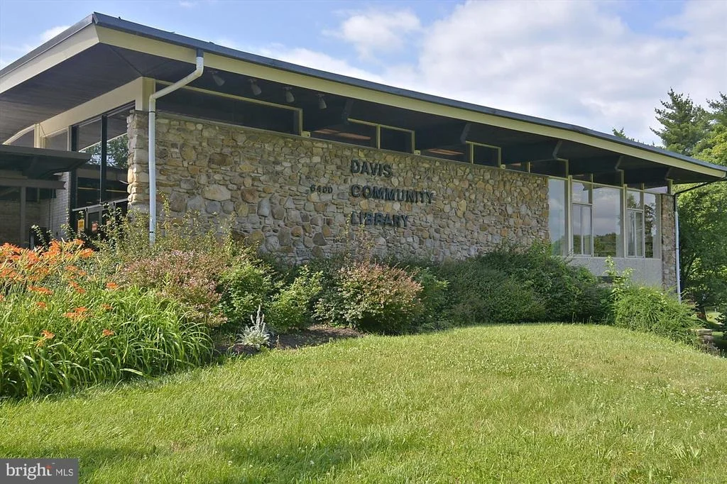 Photo of 8626 WILD OLIVE DRIVE