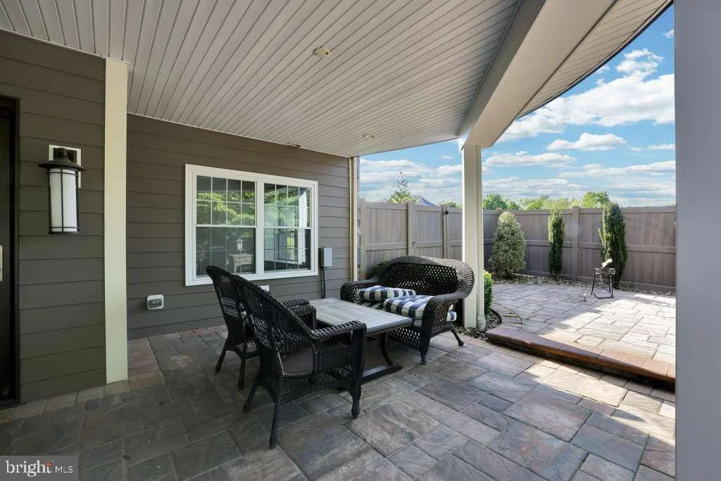 Photo of 8227 SAINT FRANCIS DRIVE