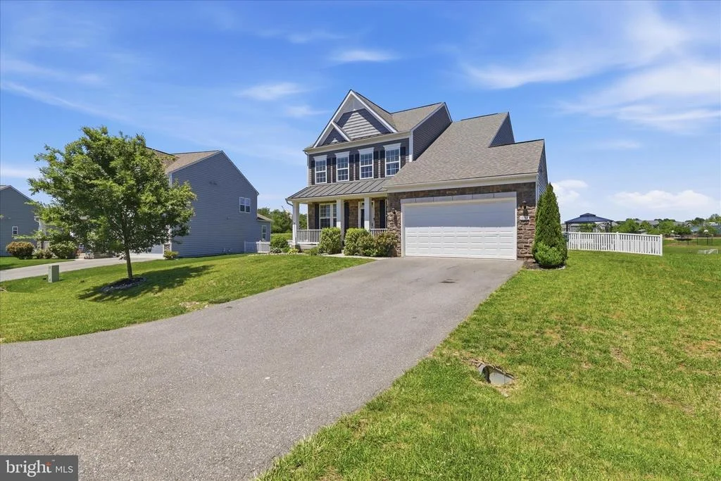 Photo of 9354 DRUMMAN DRIVE