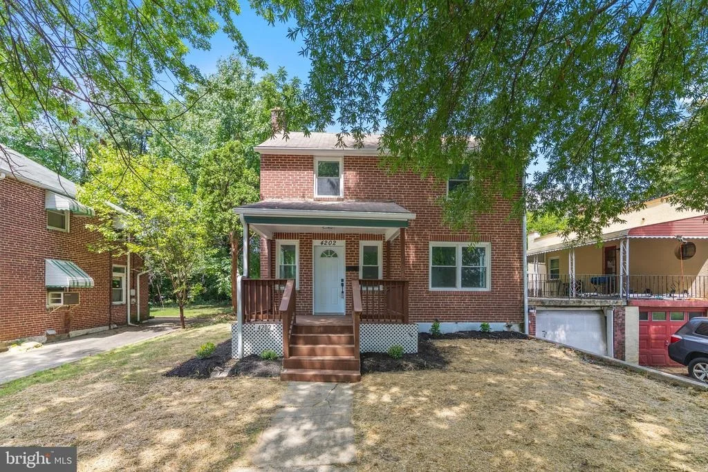 Photo of 4202 BARRINGTON ROAD