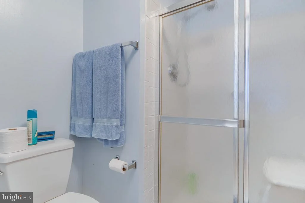 Photo of 112 APPLEGATE DRIVE