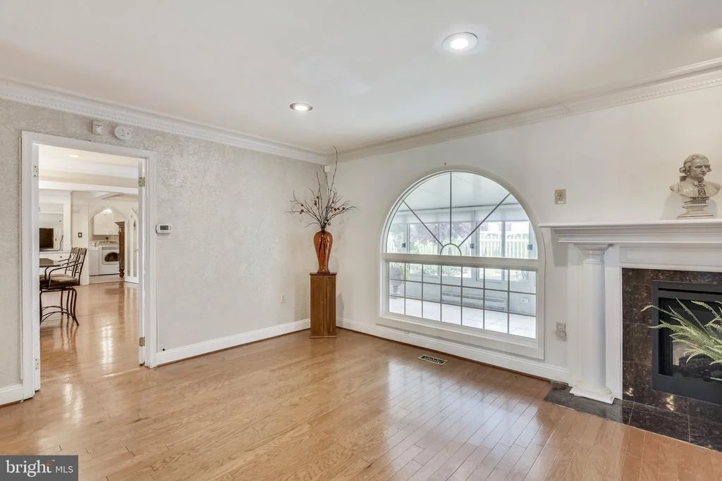 Photo of 13913 BROOMALL LANE