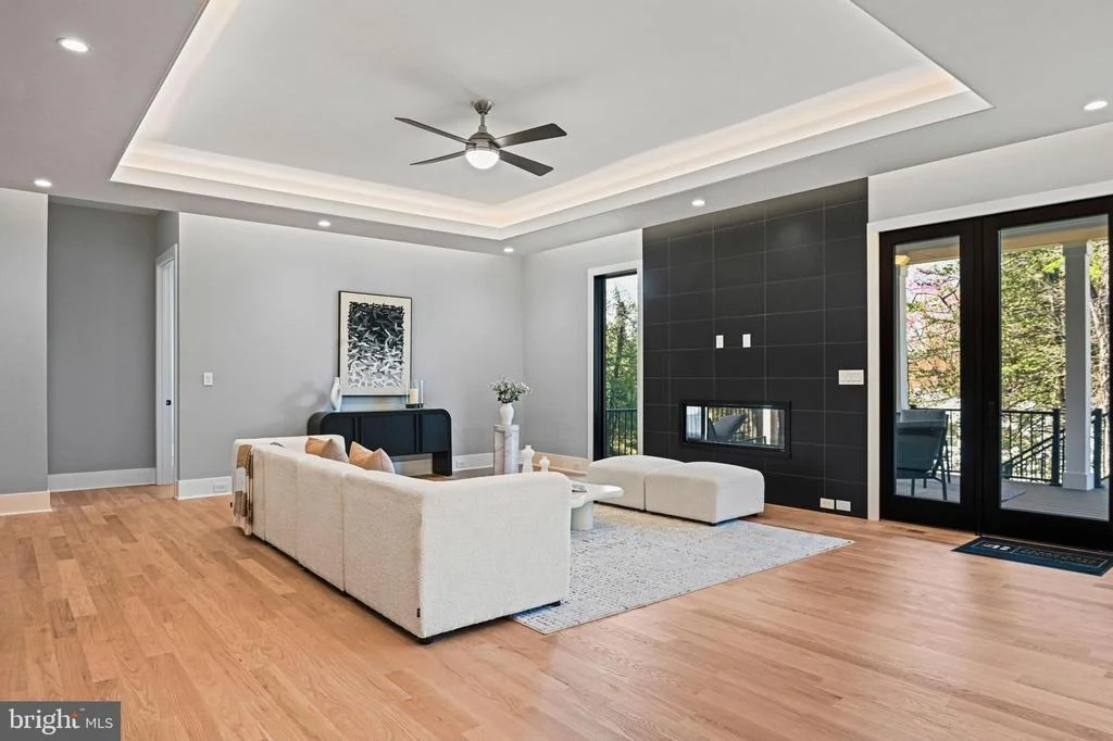 Photo of 1052 BALLS HILL ROAD