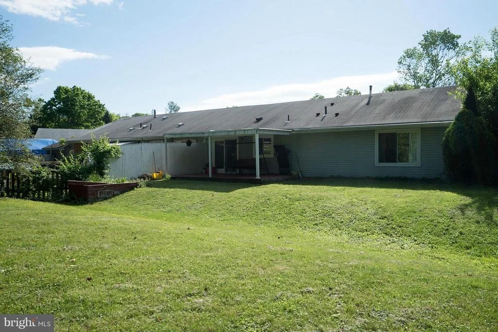 Photo of 14924 HYDRUS ROAD
