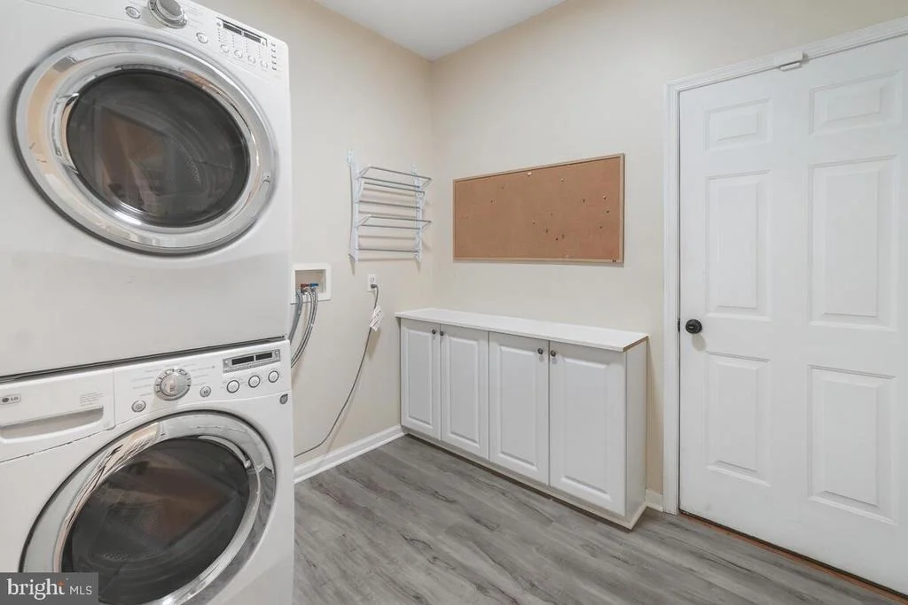 Photo of 4903 SUTHERLAND DRIVE