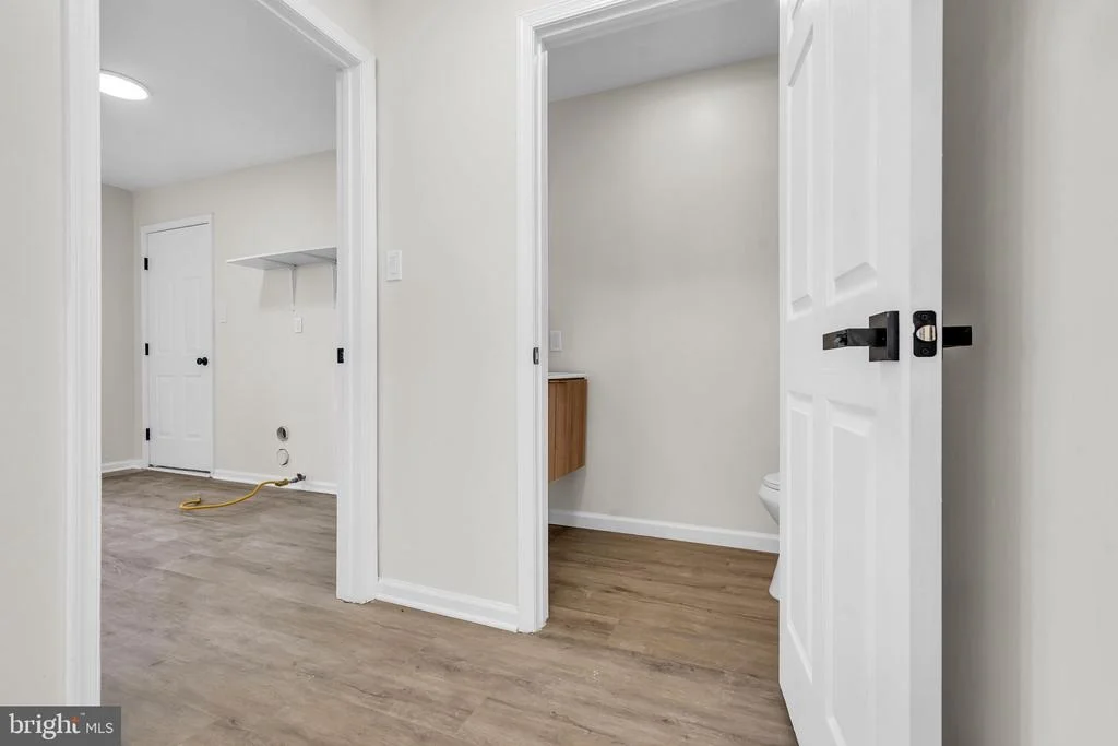 Photo of 1055 HUNTINGDON DRIVE