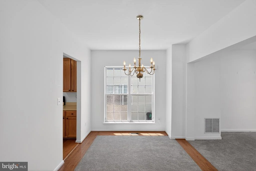 Photo of 9200 FOX PARK ROAD