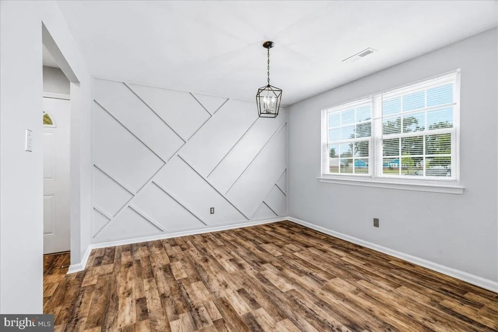 Photo of 7165 FAIRBROOK ROAD