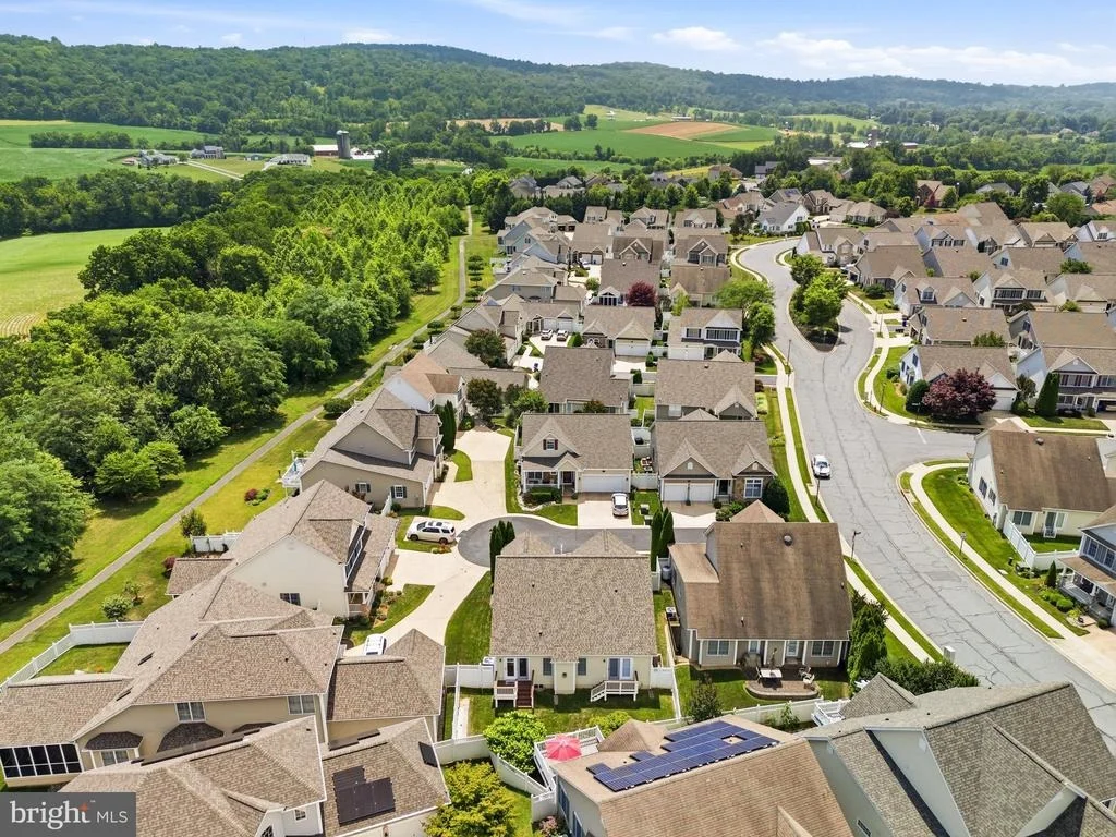 Photo of 4 LAMAR LANE