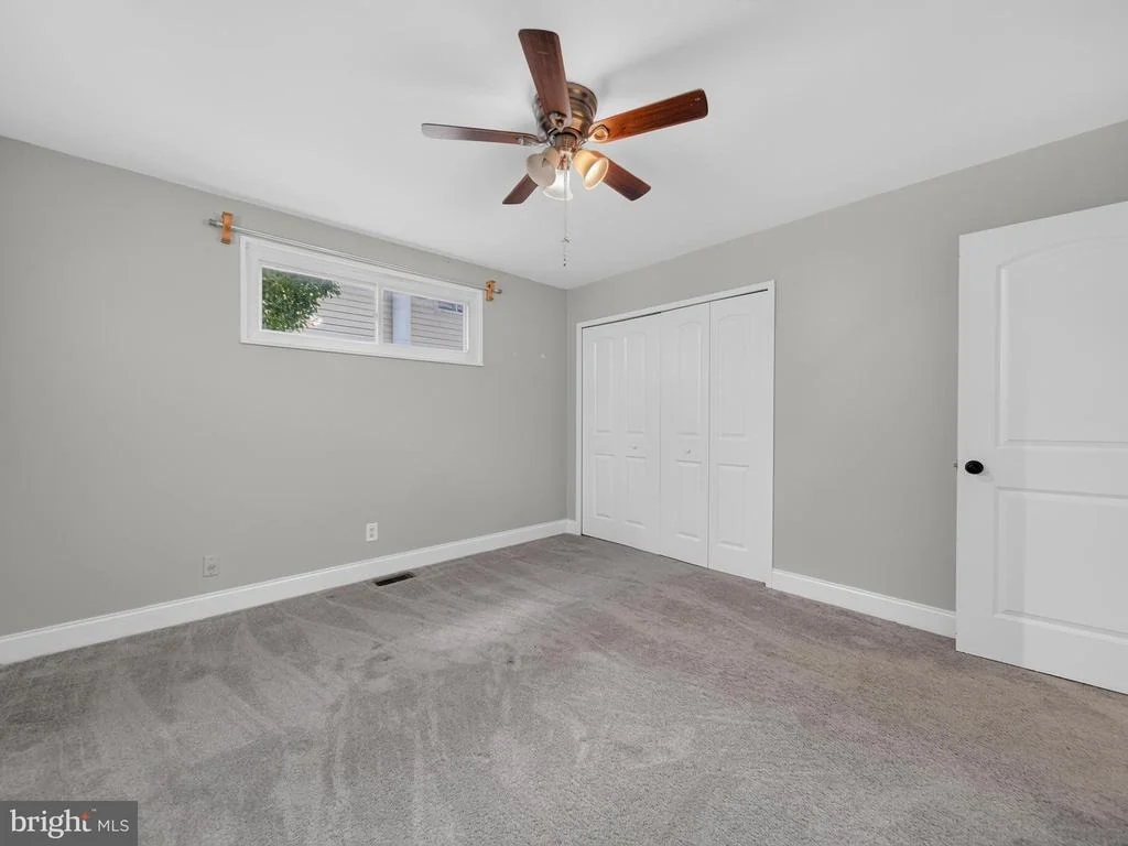 Photo of 504 HAMLEN ROAD