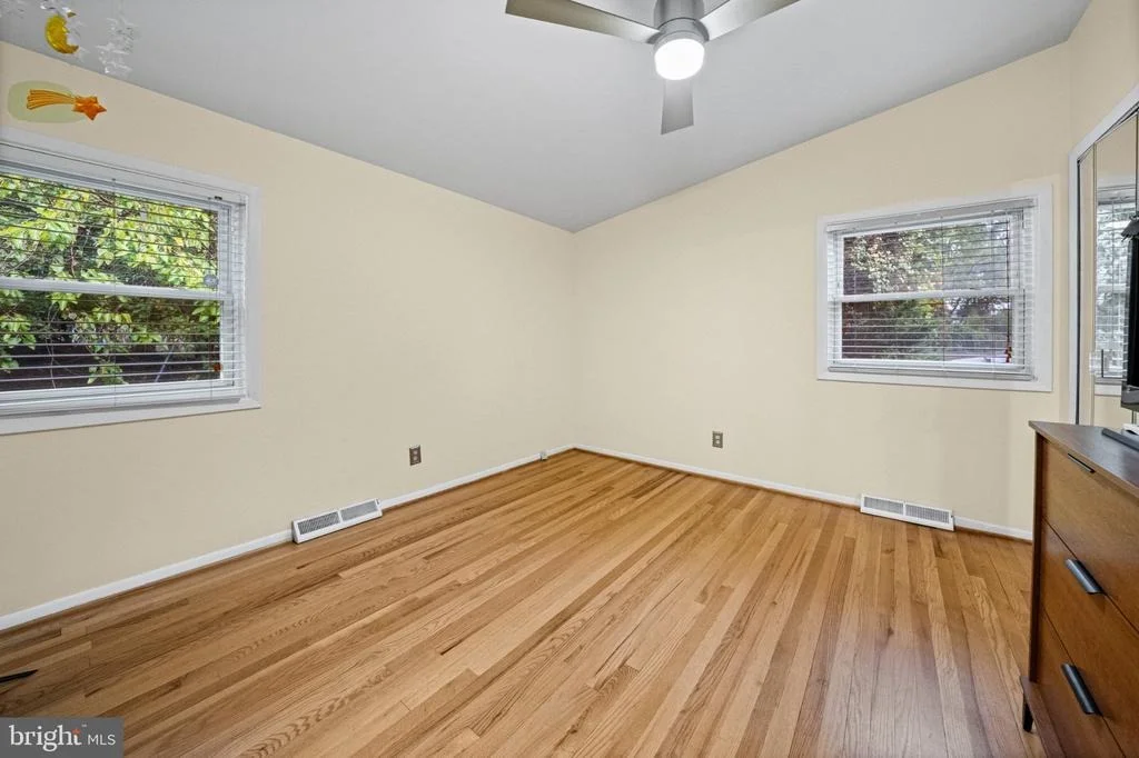 Photo of 6816 TIMBERLANE ROAD