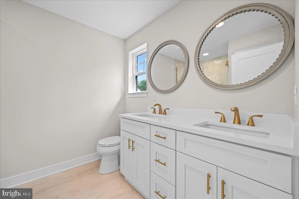Photo of 106 BLUE ANCHOR ROAD