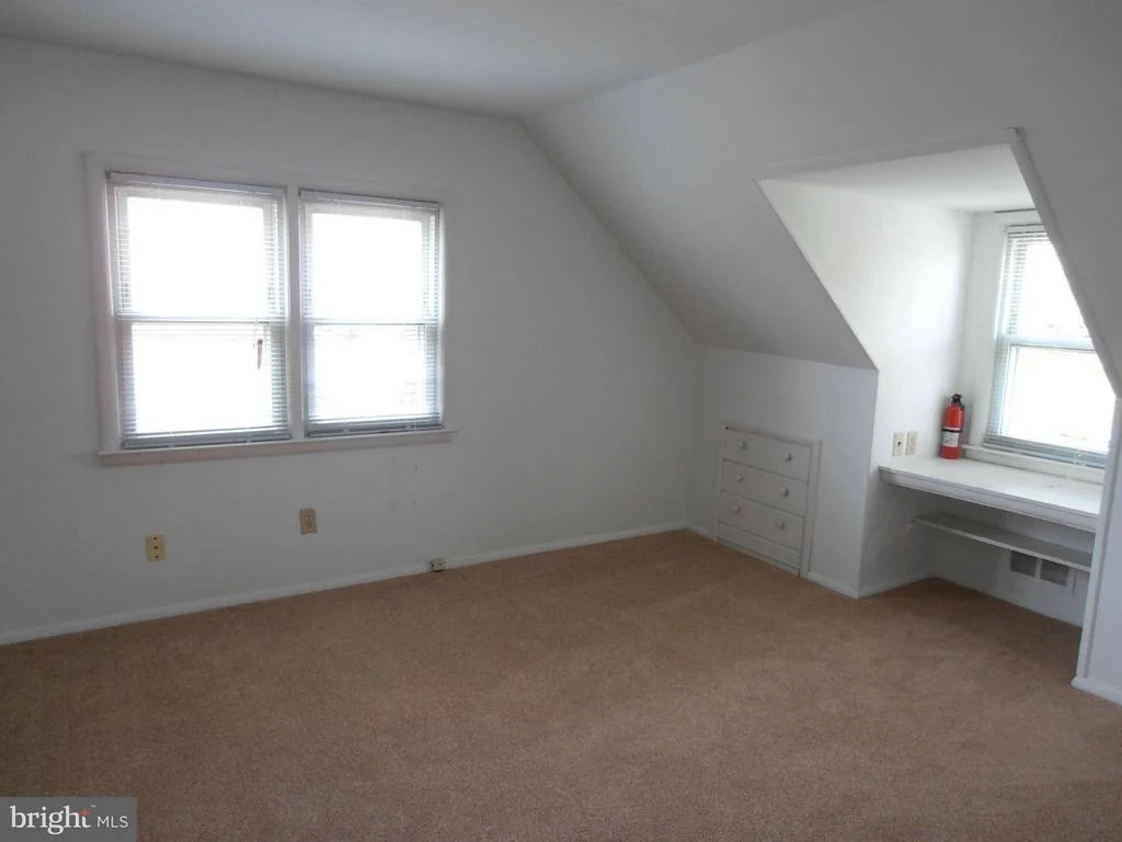 Photo of 908 PHILIP POWERS DRIVE