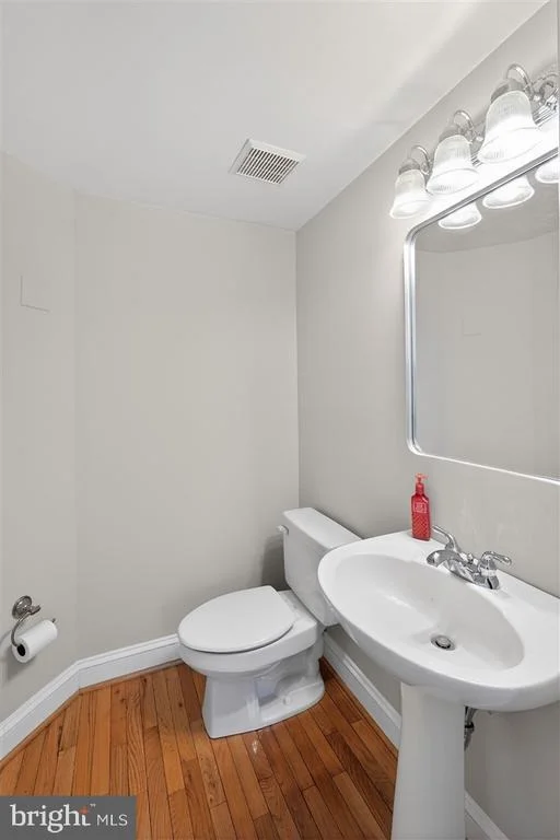 Photo of 1604 ORIOLE ROAD
