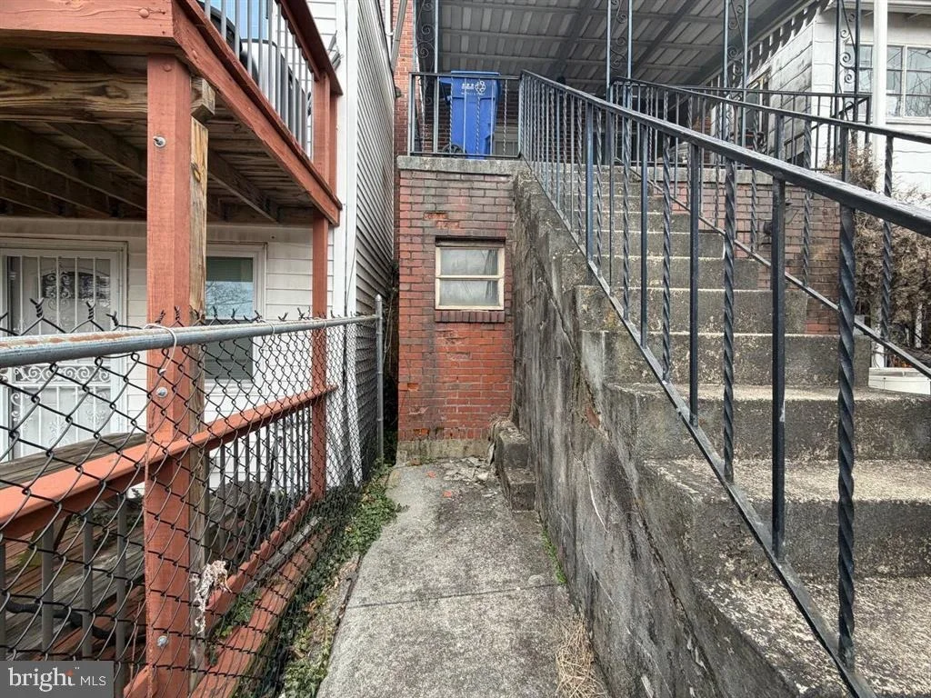 Photo of 1479 MORRIS ROAD SE