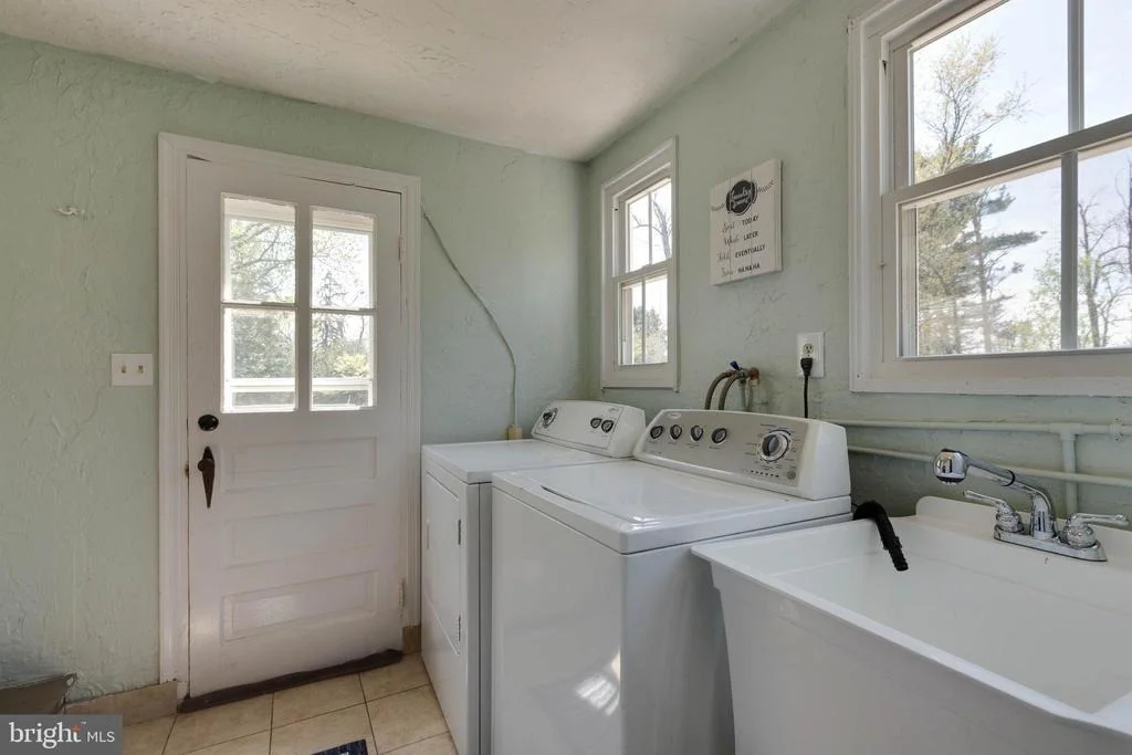 Photo of 27214 RIDGE ROAD