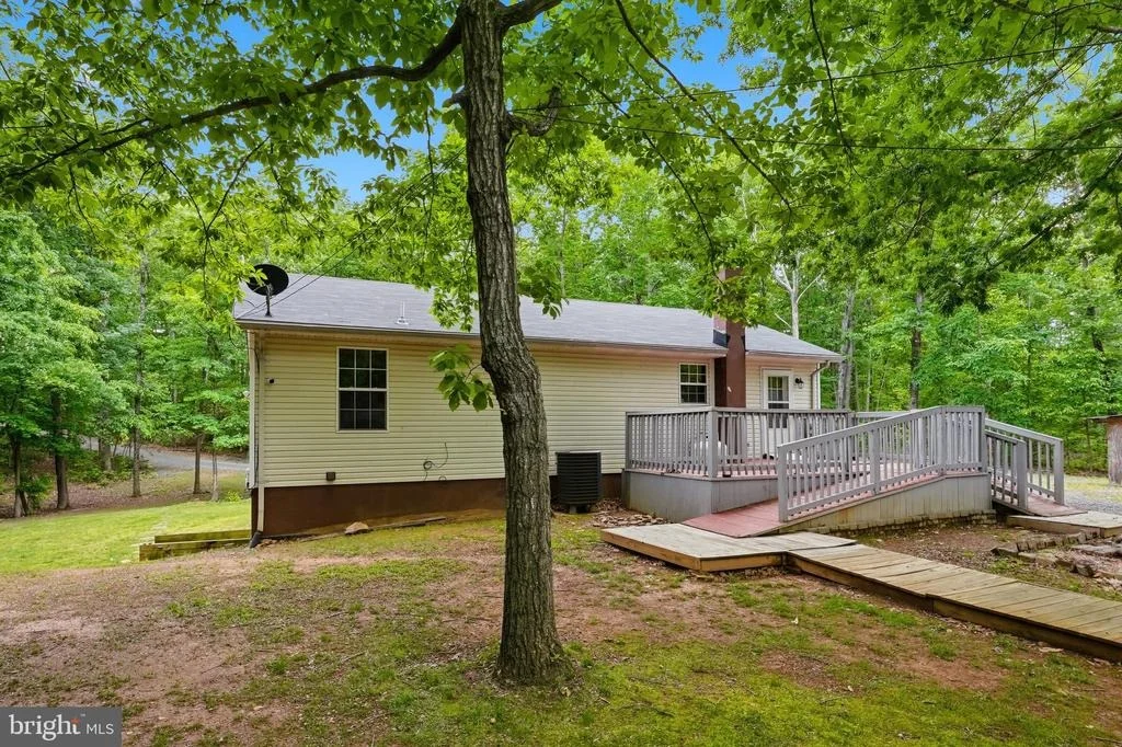 Photo of 2747 TWYMANS MILL