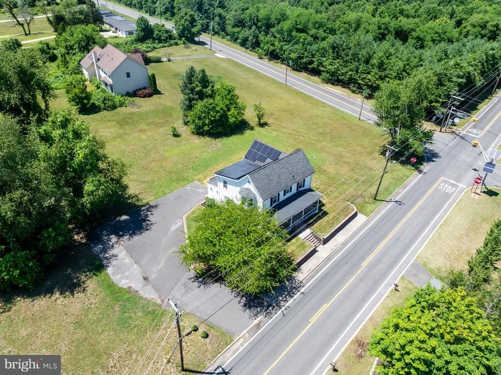Photo of 402 BARNSBORO ROAD