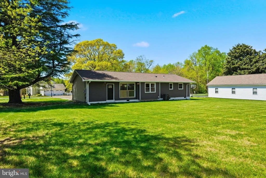 Photo of 40810 MEADOW DRIVE
