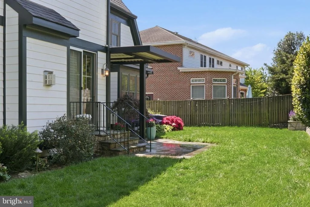 Photo of 2808 JOHN MARSHALL DRIVE