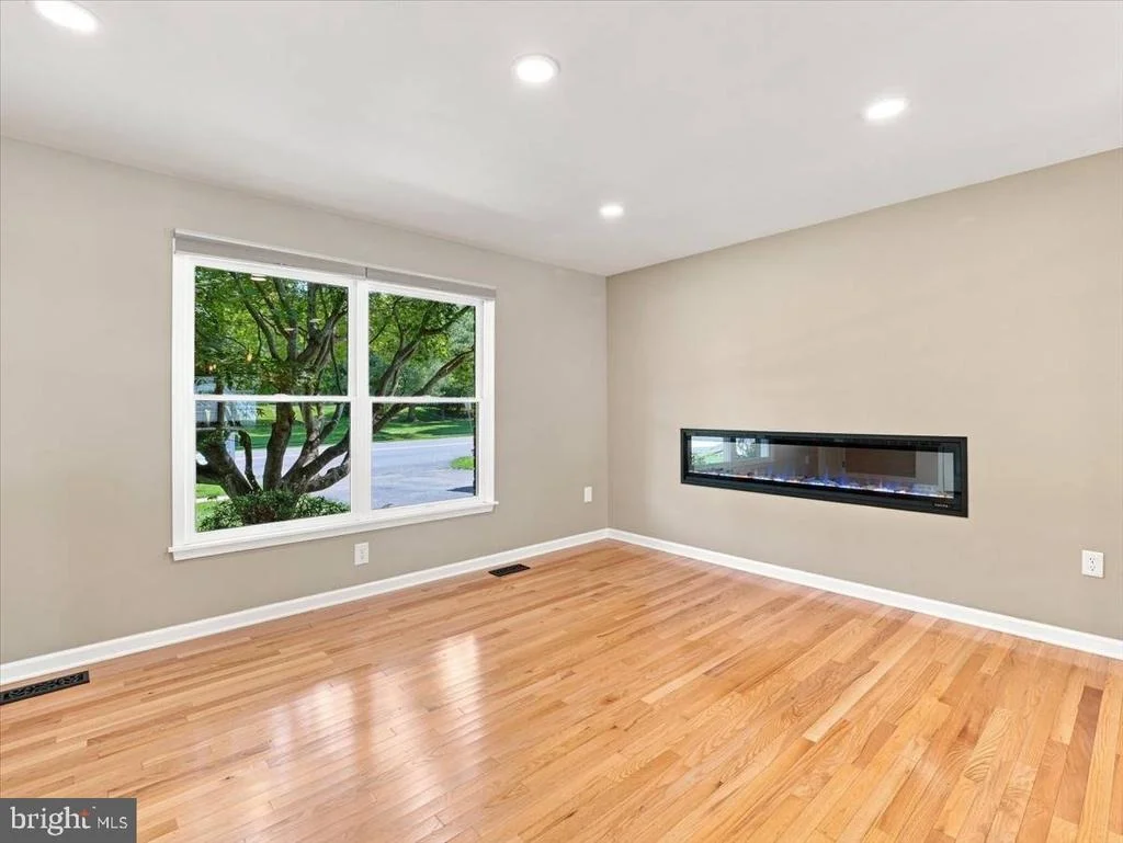Photo of 130 GEISER WAY