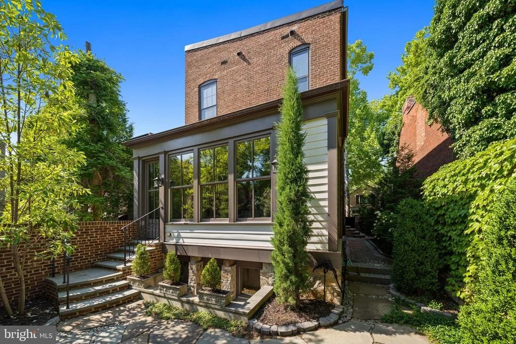 Photo of 3420 P STREET NW