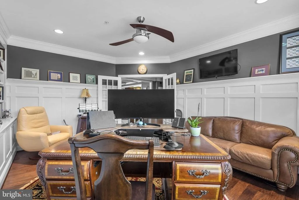 Photo of 7239 WINDSOR LANE