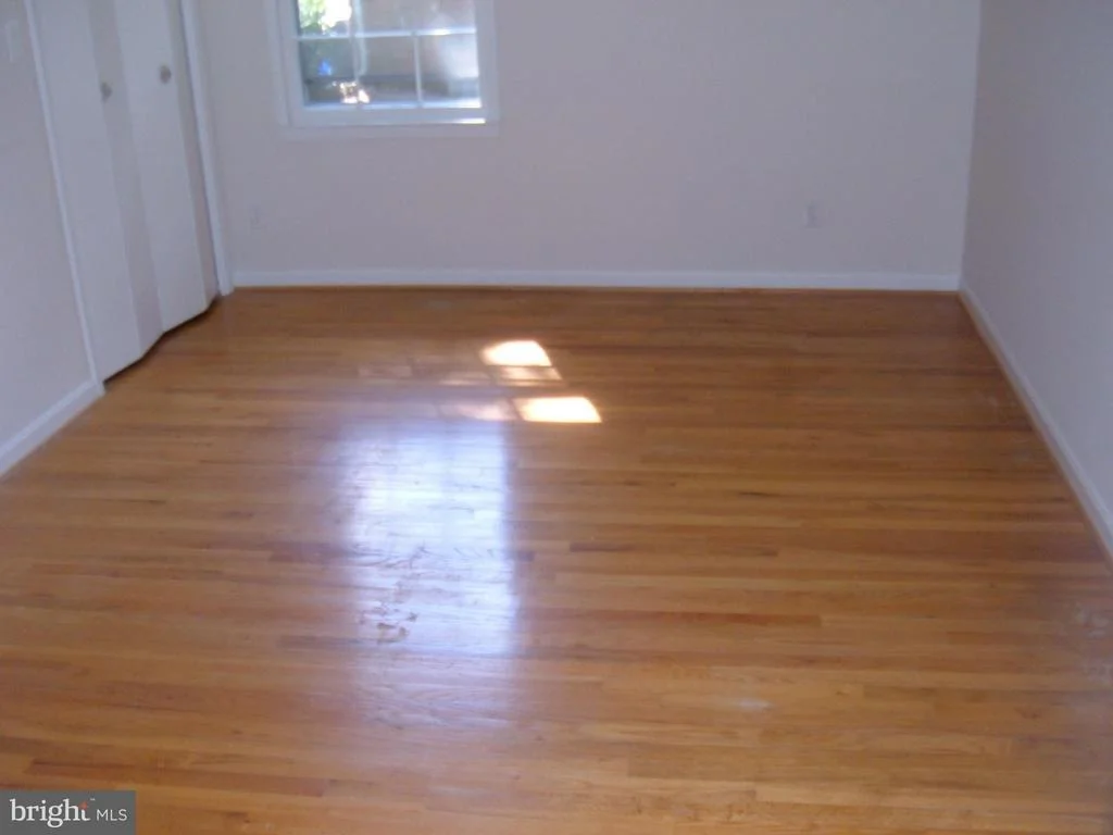 Photo of 1614 PEACOCK LANE
