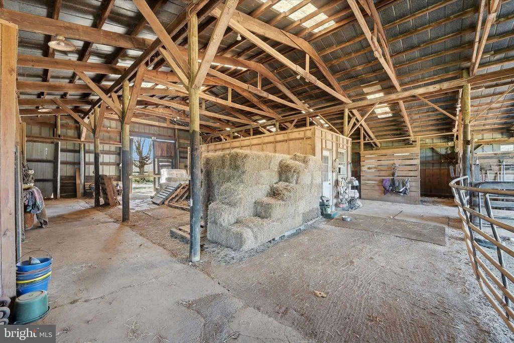 Photo of 2517 FIVE POINTS ROAD