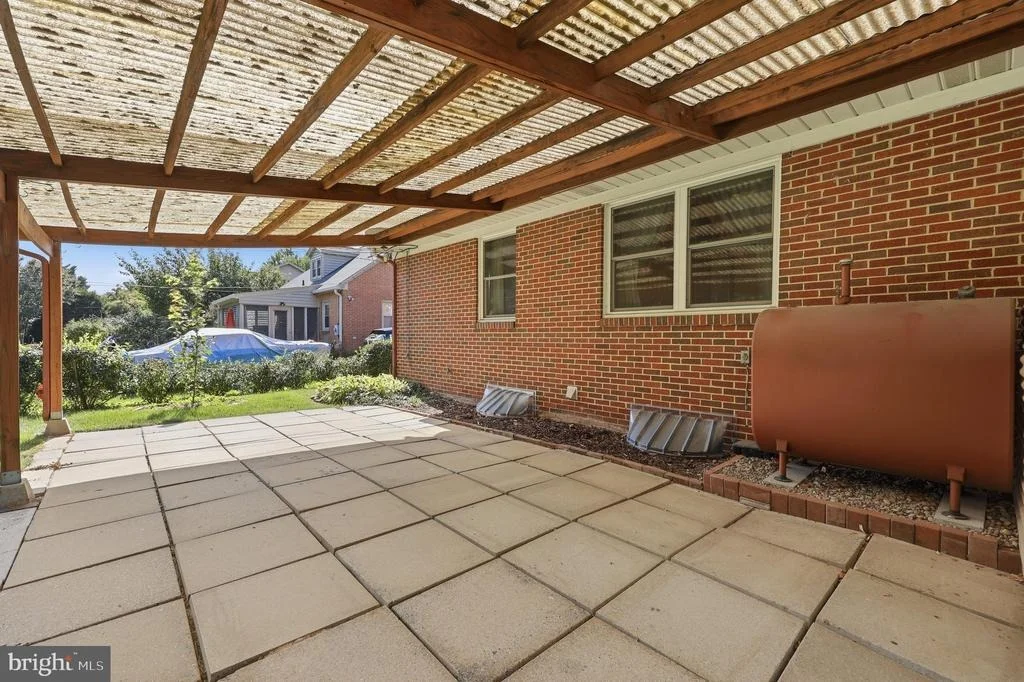 Photo of 114 FAIRVIEW AVENUE