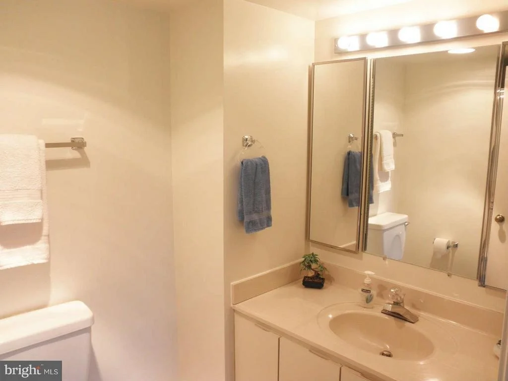 Photo of Unit 3408 at 15115 INTERLACHEN DRIVE