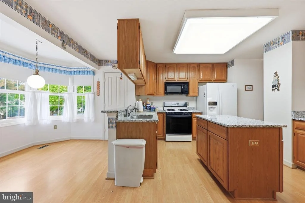 Photo of 2429 BEAR DEN ROAD