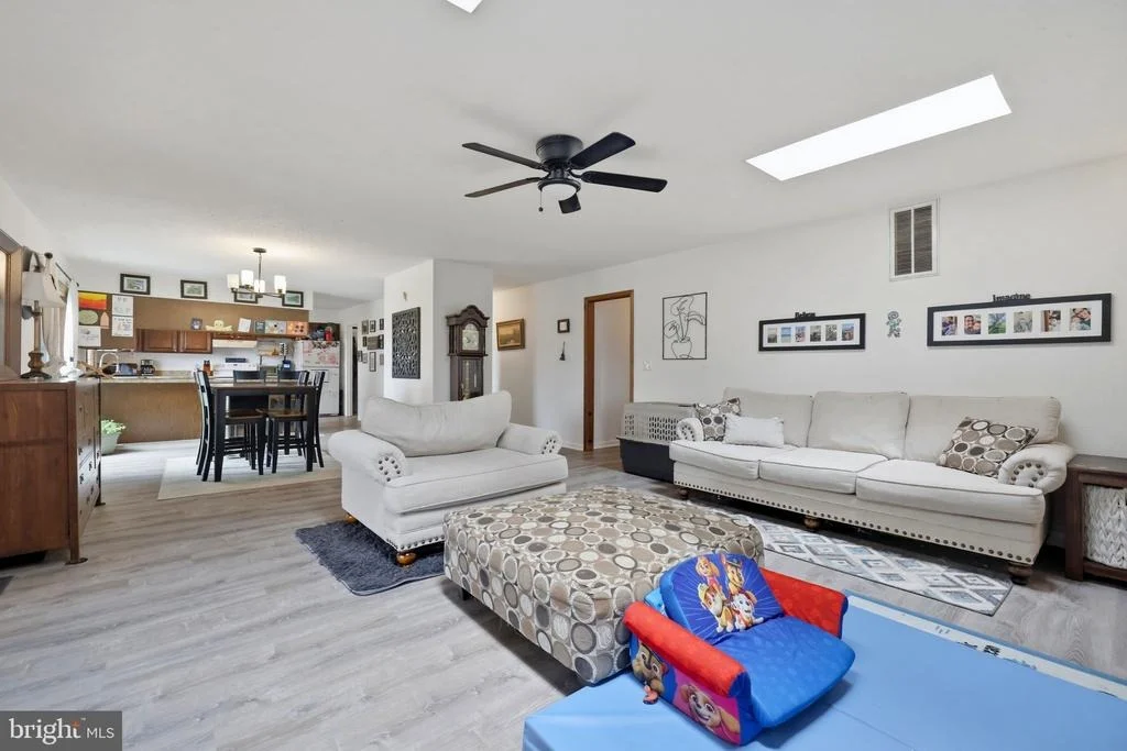 Photo of 7313 COVINGTONS CORNER ROAD