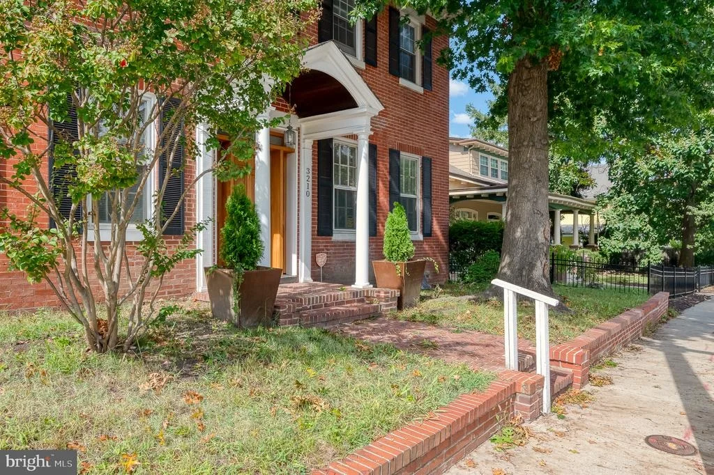Photo of 3210 HARFORD ROAD