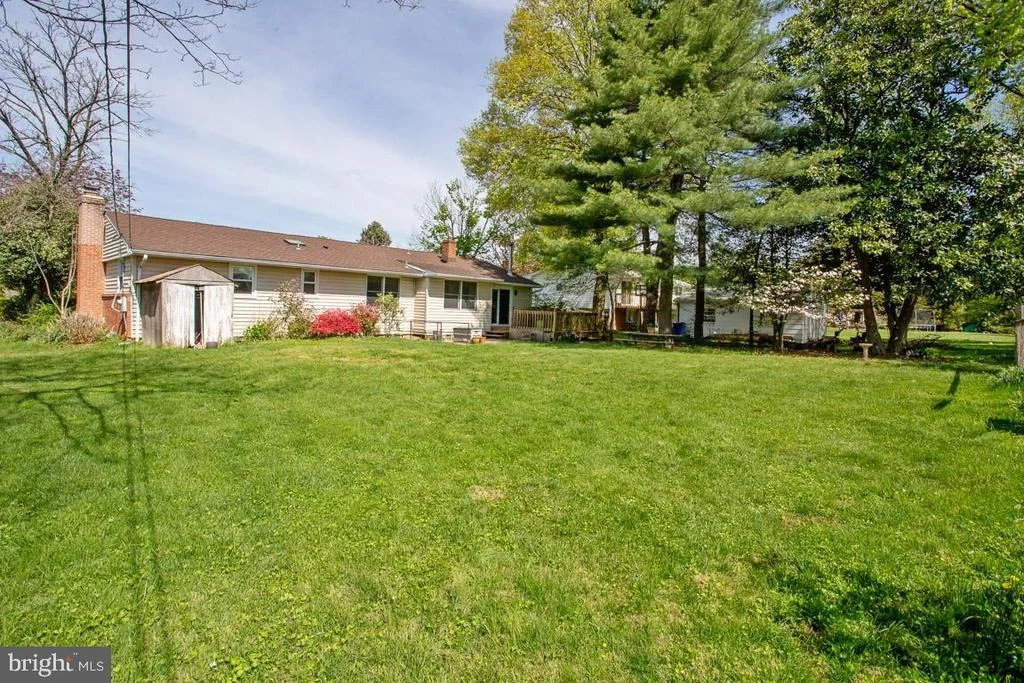 Photo of 7995 ALADDIN DRIVE