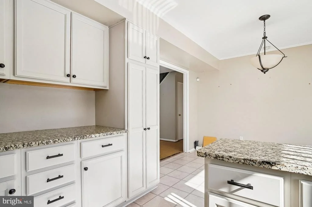 Photo of 16005 PENNANT LANE