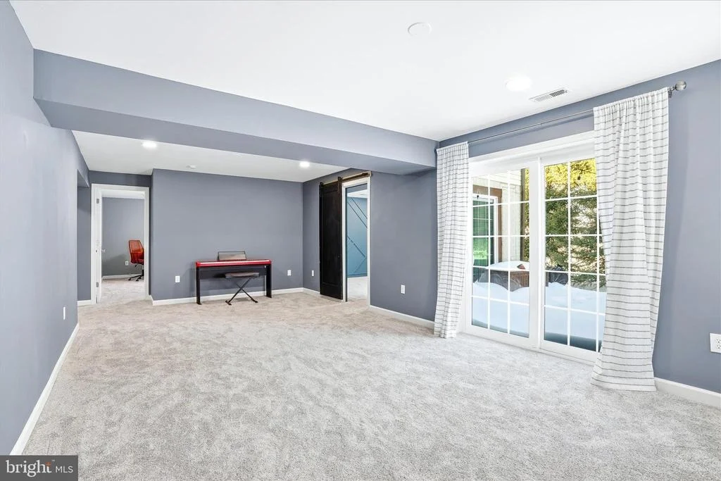 Photo of 2379 BEAR DEN ROAD