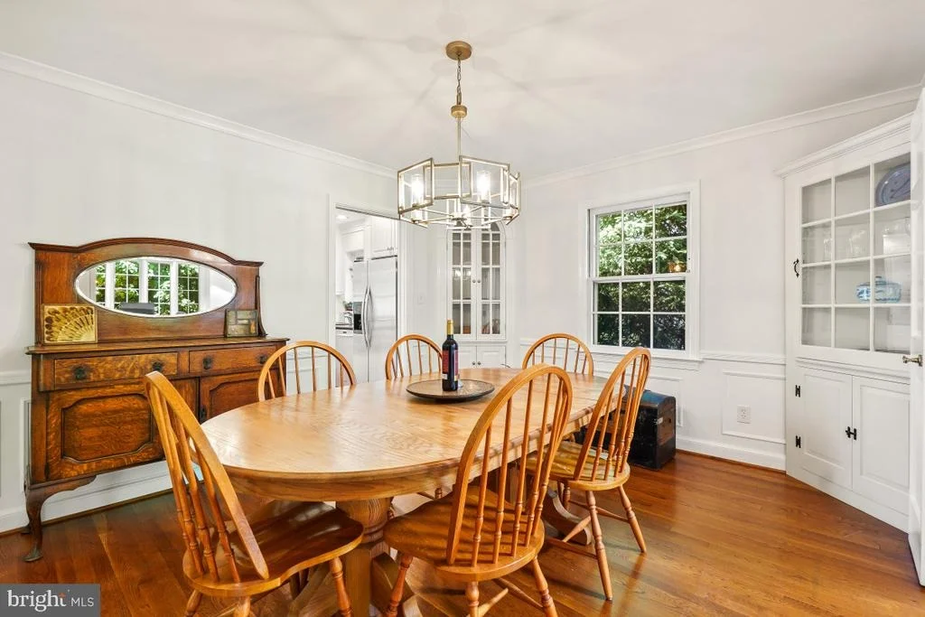 Photo of 7214 POMANDER LANE