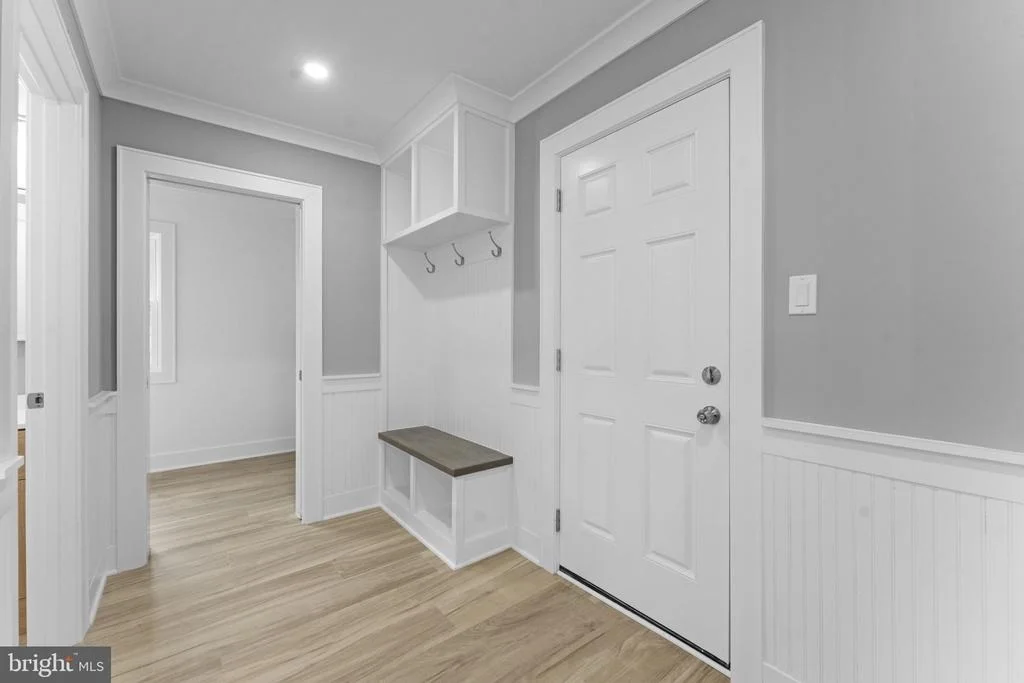 Photo of 305 WINE STREET