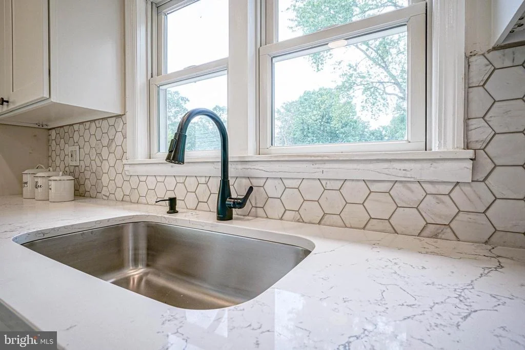 Photo of 299 HICKSTOWN ROAD