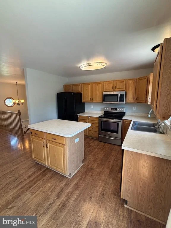 Photo of 73 AMANDA DRIVE