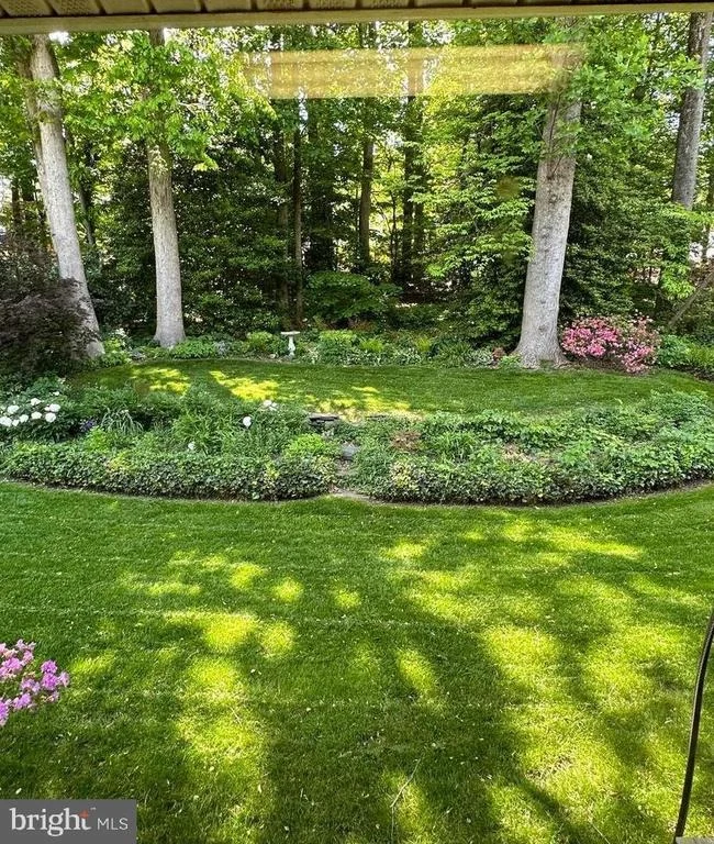 Photo of 6010 NASSAU DRIVE