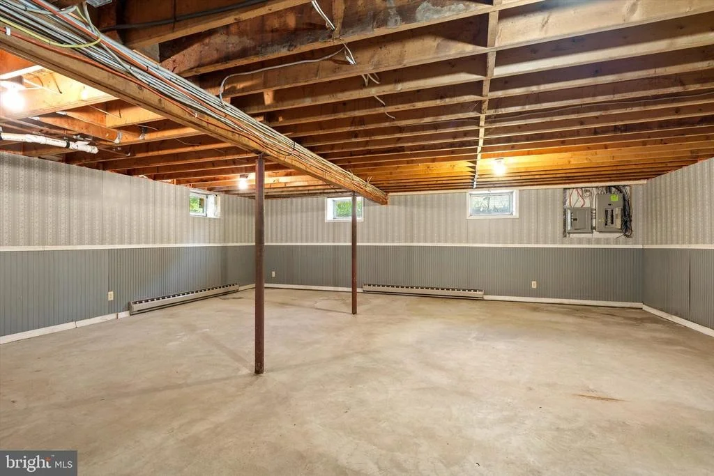 Photo of 6 ELEANOR DRIVE