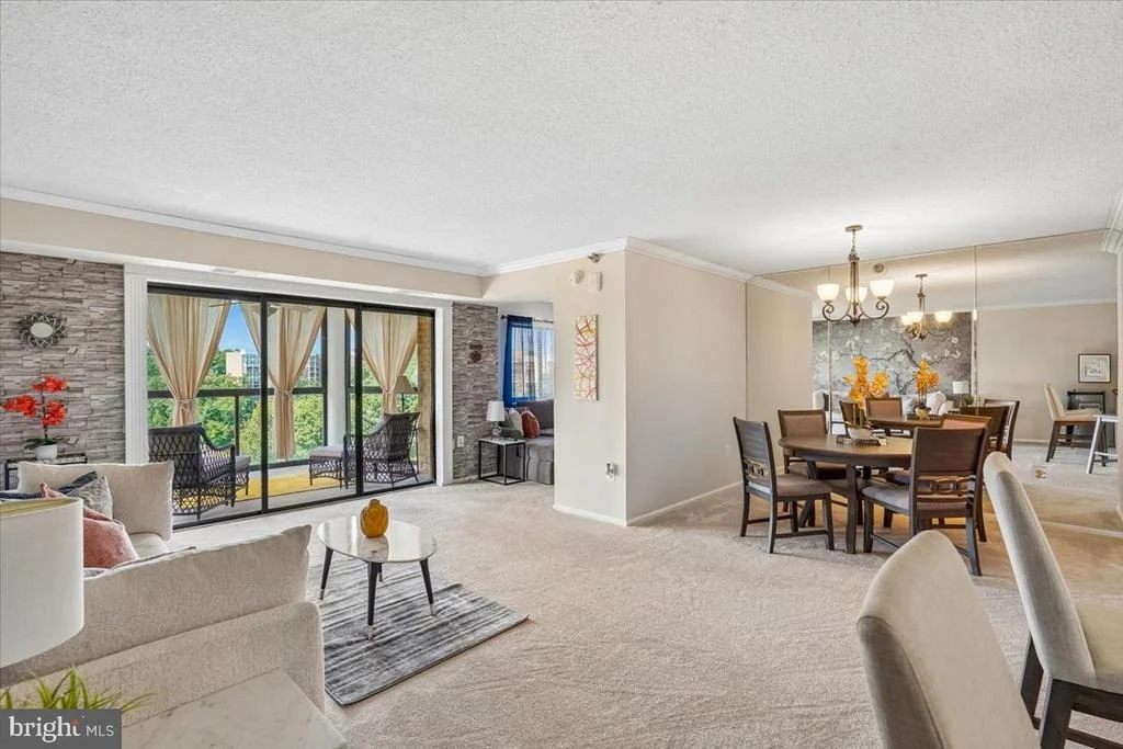 Photo of Unit 1 at 15101 INTERLACHEN DRIVE