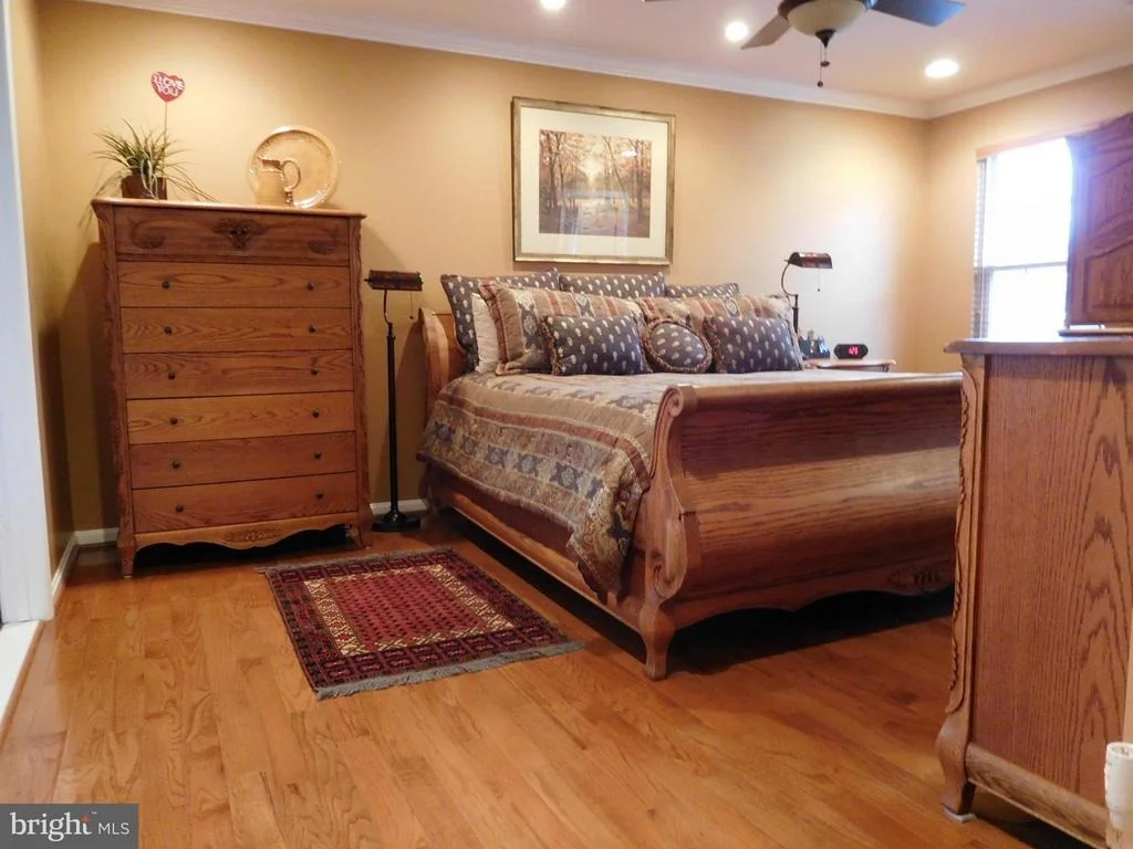 Photo of 5664 ASSATEAGUE PLACE